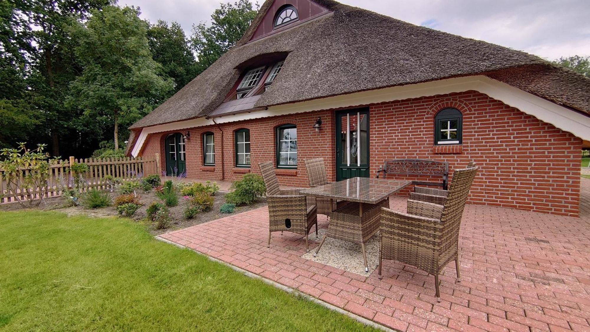 De Tuun - Landhaus Lübbertsfehn - a46672 Ihlow  Buitenkant foto
